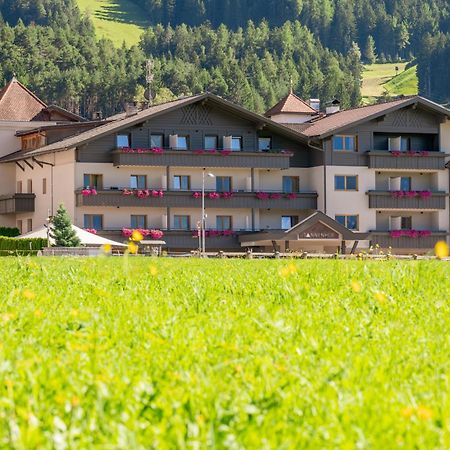 Hotel Tannenhof Brunico Zewnętrze zdjęcie